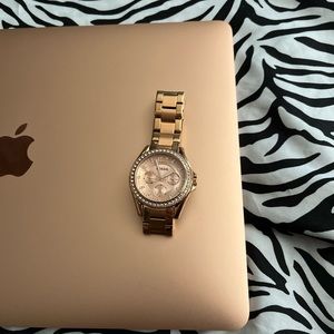 Rose gold fossil watch